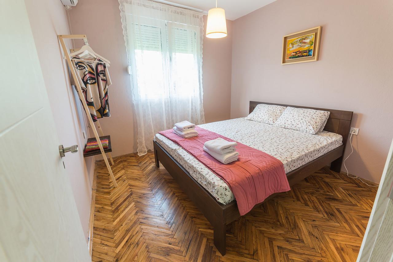 Q Podgorica Beds,Rooms And More Exterior foto